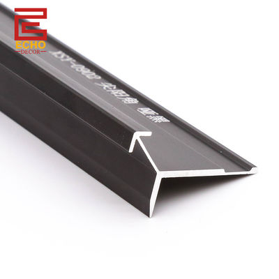 Pannello di parete cromato Trim esterno di angolo Multipanel 5mm Trim esterno di angolo